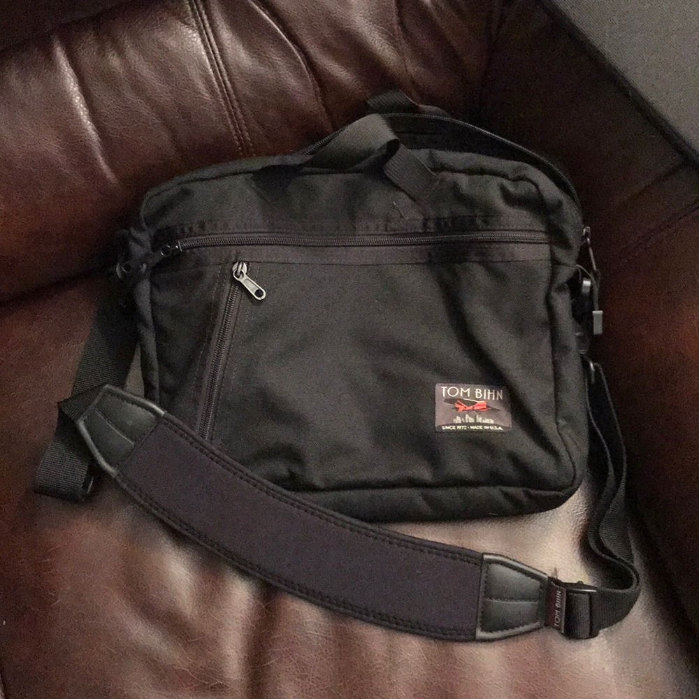 Tom Bihn Daylight Briefcase with accessories